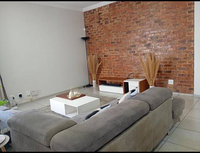 4 BEDROOM PROPERTY TO RENT IN HOMES HAVEN